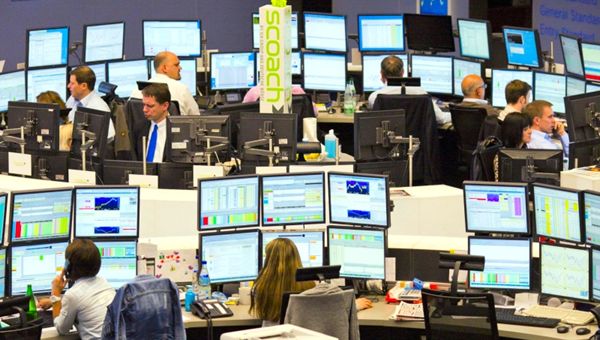 Borse Europee Caute Con Focus Su Trump E Banche Centrali Smov