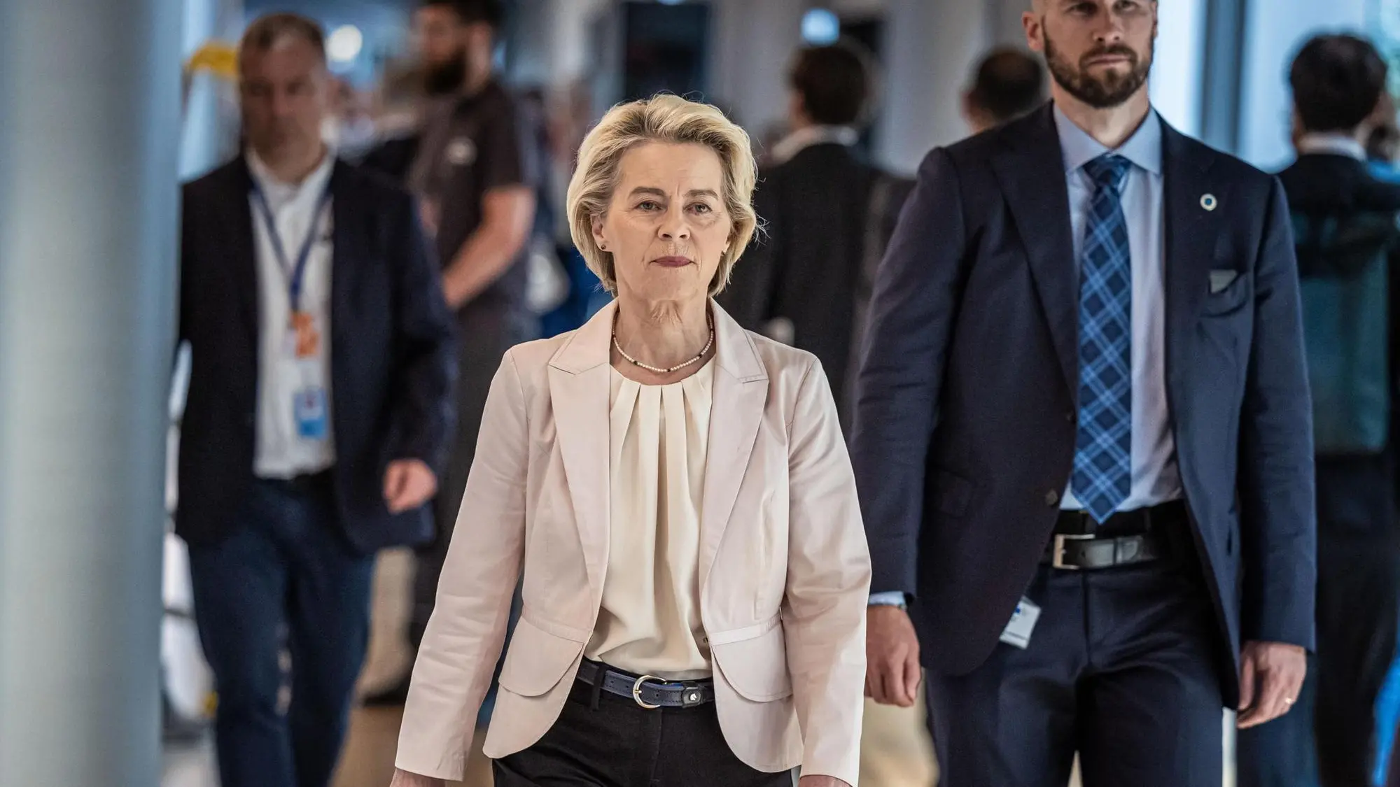 Von Der Leyen Annulla Tutti Gli Impegni Sta Lottando Con Una Grave