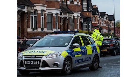 Tre ragazze arrestate a Londra: preparavano attacco terroristico