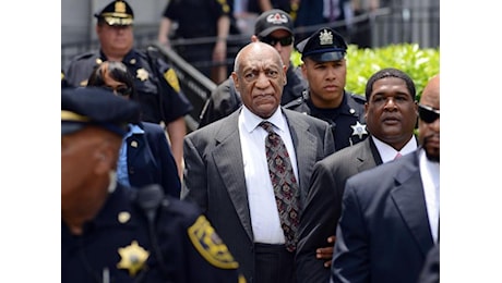 La giuria non trova l'accordo: nullo il processo per stupro contro Bill Cosby