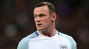Rooney travolto dai fischi, Henderson lo difende: E' il nostro leader