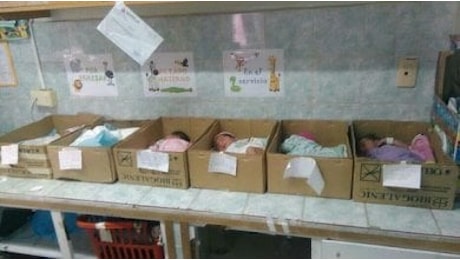 Venezuela al tracollo sanitario: neonati nelle scatole di cartone
