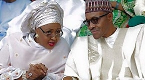 Nigeria, al presidente Buhari ultimatum dalla moglie: Rimpasto di governo o non ti voto
