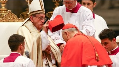 Concistoro, papa Francesco ai 17 nuovi cardinali: Contro il virus della polarizzazione, ama il tuo nemico