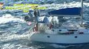 Dalla Turchia al Salento, 52 migranti stipati sulla barca a vela: 2 skipper arrestati
