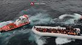 Migranti: la Guardia Costiera ne salva altri 473 nel Canale di Sicilia