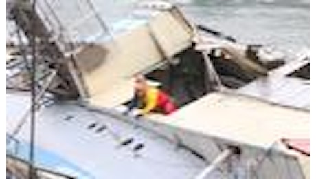 Troppo difficile il recupero delle barca Genna, tecnici alla ricerca di una soluzione