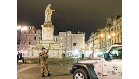 Napoli, 14enne non si ferma all’alt e travolge un militare dell’Esercito