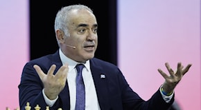 Perché Mosca ha arrestato (in absentia) il celebre scacchista Garry Kasparov