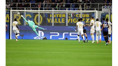 Inter Stella Rossa, capolavoro di Calhanoglu e l'ultimo gol su punizione in Champions....