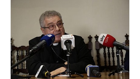 Si toglie la vita in carcere, il vescovo di Prato: Fallimento della democrazia