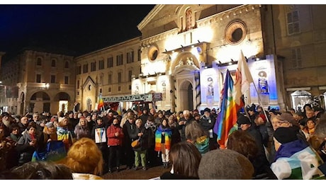 Reggio Emilia contro tutte le guerre: «La Regione istituisca la delega alla pace»