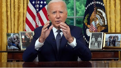 Biden: “Abbassiamo i toni, le decisioni si prendono con il voto non con le pallottole”