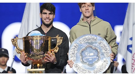 Sinner e Alcaraz, nemici? La foto fa il giro del mondo: come li beccano dopo la finale