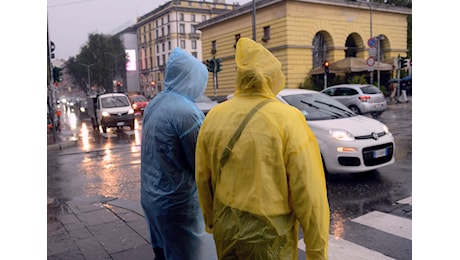 Maltempo oggi da Milano a Roma, è ancora allerta e domani meteo peggiora