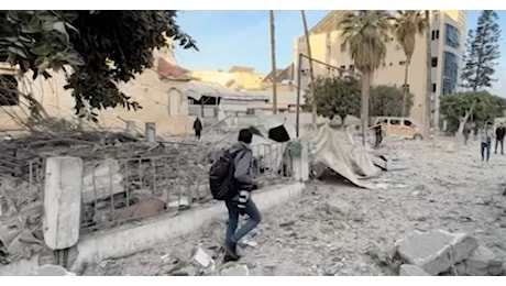 Gaza, due razzi sull’ospedale arabo. “Base di Hamas”, “Altro crimine orribile”