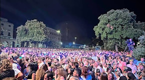 105 Summer Festival, le foto del maxi concerto in piazza della Vittoria