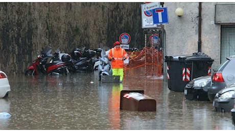 Maltempo in Liguria, è allerta arancione: scuole chiuse a Genova, Savona e La Spezia