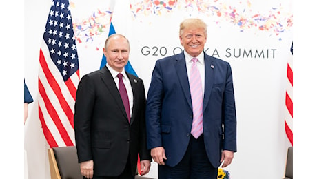 Putin: “Trump è intelligente e troverà una soluzione per l’Ucraina. Ma negli Usa non è al sicuro”