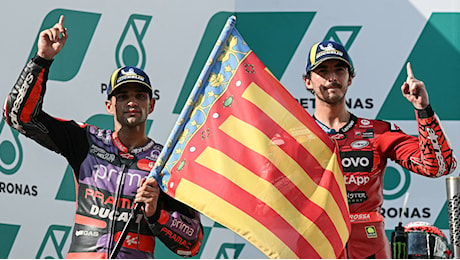 Dove vedere la MotoGP a Barcellona gratis in tv: ultimo GP dell'anno con la lotta tra Bagnaia e Martin per il titolo anche in streaming