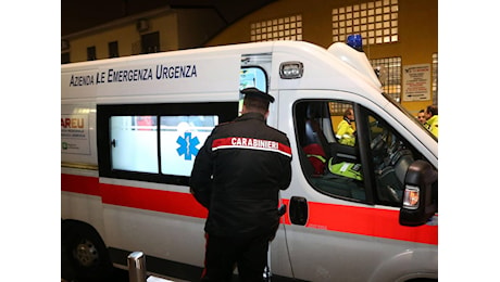 La 70enne in una pozza di sangue, le ferite sul corpo, l'esplosione: il giallo a Taranto