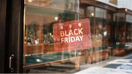 Black friday, cresce il budget di spesa per lo shopping: ecco gli articoli più gettonati