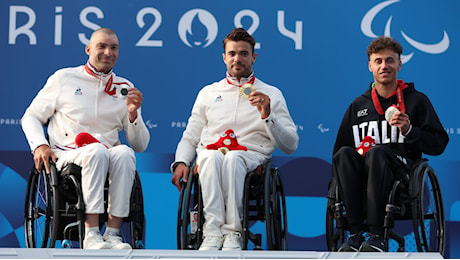 Martino Pini, esordio da show: è bronzo nella cronometro H3 di handbike, dietro alla coppia francese Bosredon-Quaile