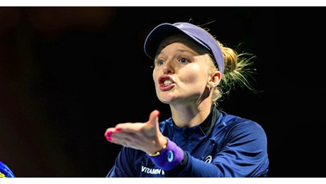 Ecco con chi ce l'aveva: Harriet Dart perde la testa in gara: «Potete dirle di mettere un deodorante?» | blue News