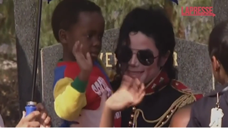 VIDEO Michael Jackson, alla morte aveva 500 milioni di debiti