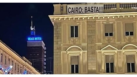 Toro, Cairo ancora contestato: questa volta è spuntato uno striscione in piazza San Carlo...