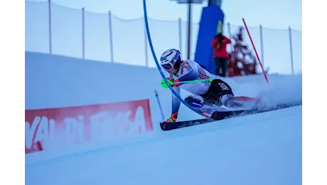 Parata di stelle in Val di Fassa con gli slalomisti sulla 'Mondial', Vonn con le azzurre in 'Volata' verso St. Anton