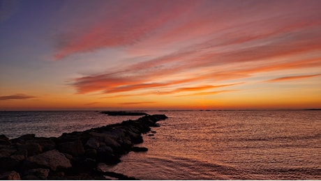 L’alba di un anno nuovo. Auguri a tutti per un felice 2025