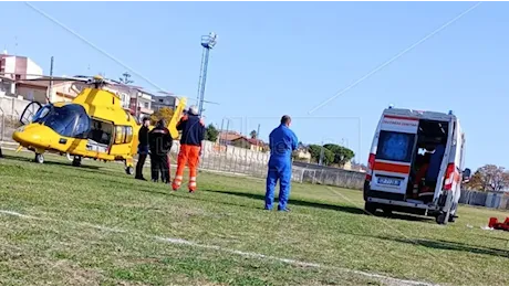 DRAMMA Bimba di 7 anni cade da una finestra in casa famiglia: la mamma si suicida in ospedale