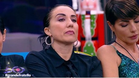 Grande Fratello, Pamela Petrarolo abbandona il reality show: Le mie figlie hanno bisogno di me...