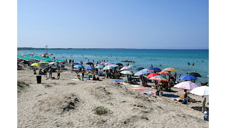 Turismo, 4 milioni in viaggio per l'estate: in calo le richieste per l'Italia