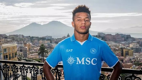 Napoli, Neres fa storia a sé