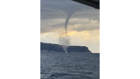 Tromba d'aria su Capri, per ora non si segnalano danni