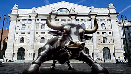 Borse 14 aprile: la sospensione dei dazi di Trump su smartphone e pc fa rimbalzare Piazza Affari, l’Europa, Wall Street e Nasdaq