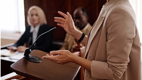 Licenziamento ritorsivo annullato, il caso della testimonianza in aula