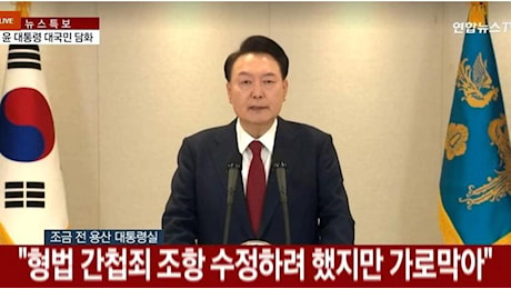 Corea del Sud, Yoon torna in tv e rilancia l’attacco all’opposizione: “Vuole paralizzare lo Stato”