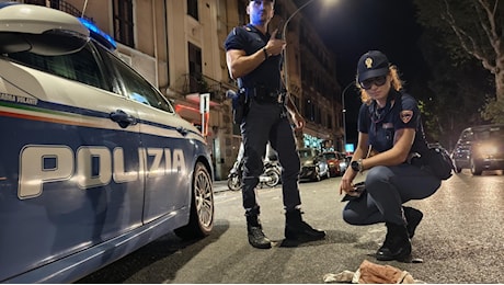 La maxi rissa fra gang latinos rivali, poi i tre ragazzi accoltellati: “Erano in cento”. Ecco cosa è successo fuori dalla discoteca a Ostiense