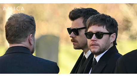 L’addio a Liam Payne: il funerale con gli ex One Direction