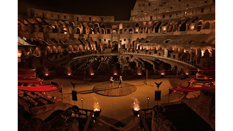 Airbnb investe 1,5 milioni di dollari per il Colosseo e finanzia anche... un corso per gladiatori