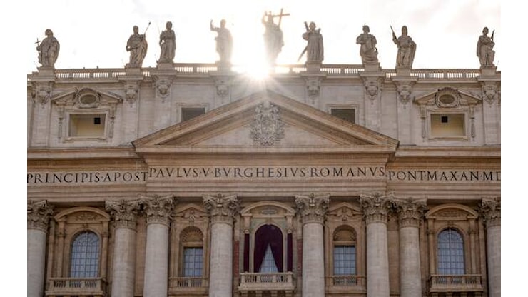 Conclave 2025, secondo giorno di votazioni per l’elezione del nuovo Papa. Ultime notizie in diretta - Sky TG24 Conclave 2025, secondo giorno di votazioni per l’elezione del nuovo Papa. Ultime notizie in diretta - Sky TG24