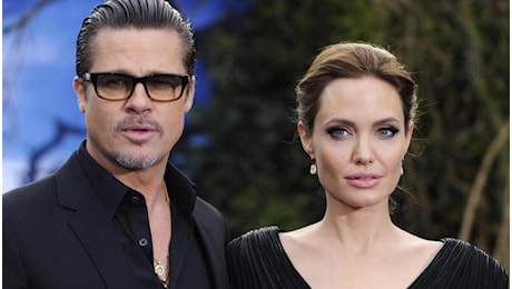 Angelina Jolie e Brad Pitt, dopo 8 anni arriva il divorzio ufficiale: Lei è esausta, ma sollevata che sia finita