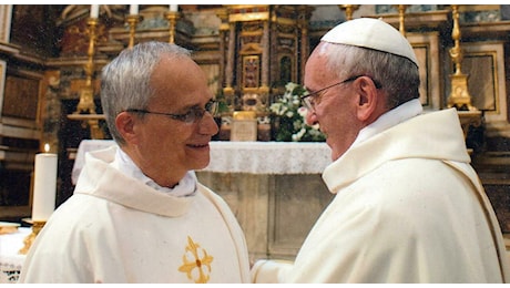 Papa Leone XIV, il report sugli abusi e le accuse dal Perù a Chicago: «Coprì preti pedofili». Le indagini prima del Conclave