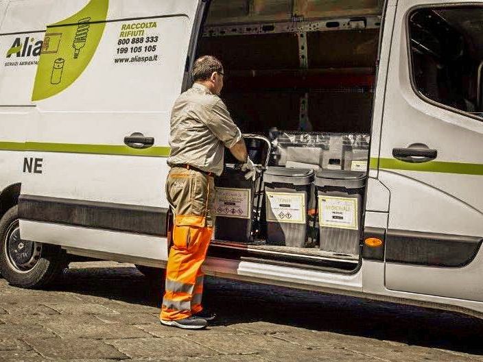 Sciopero Dei Trasporti, Salvini Firma La Precettazione, Sindacati ...