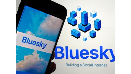 Bluesky, l’esodo in massa da X porta 2,5 milioni di nuovi utenti