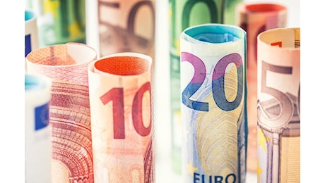 Bonus Natale da 100 euro con la tredicesima, ecco a chi spetta e come chiederlo