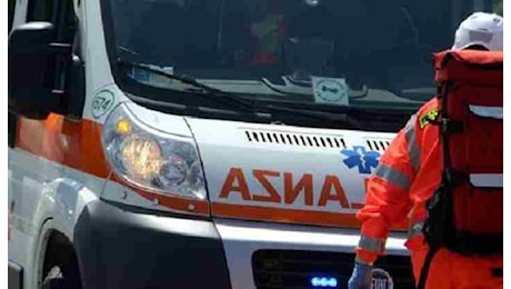 Incidente tra due auto, muore bimba di 5 anni